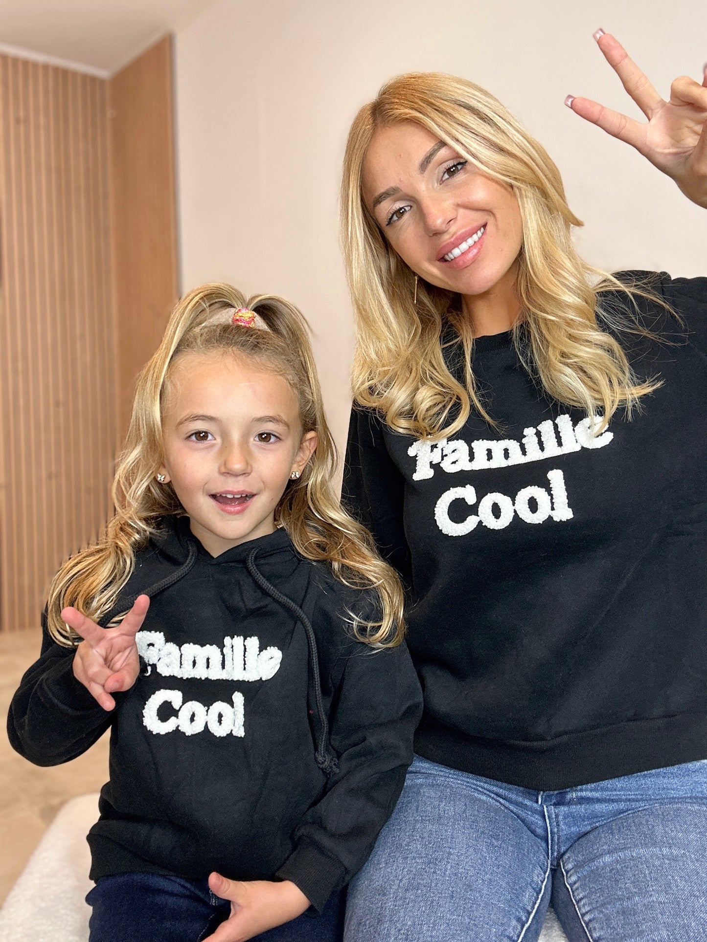 SWEAT FAMILLE COOL